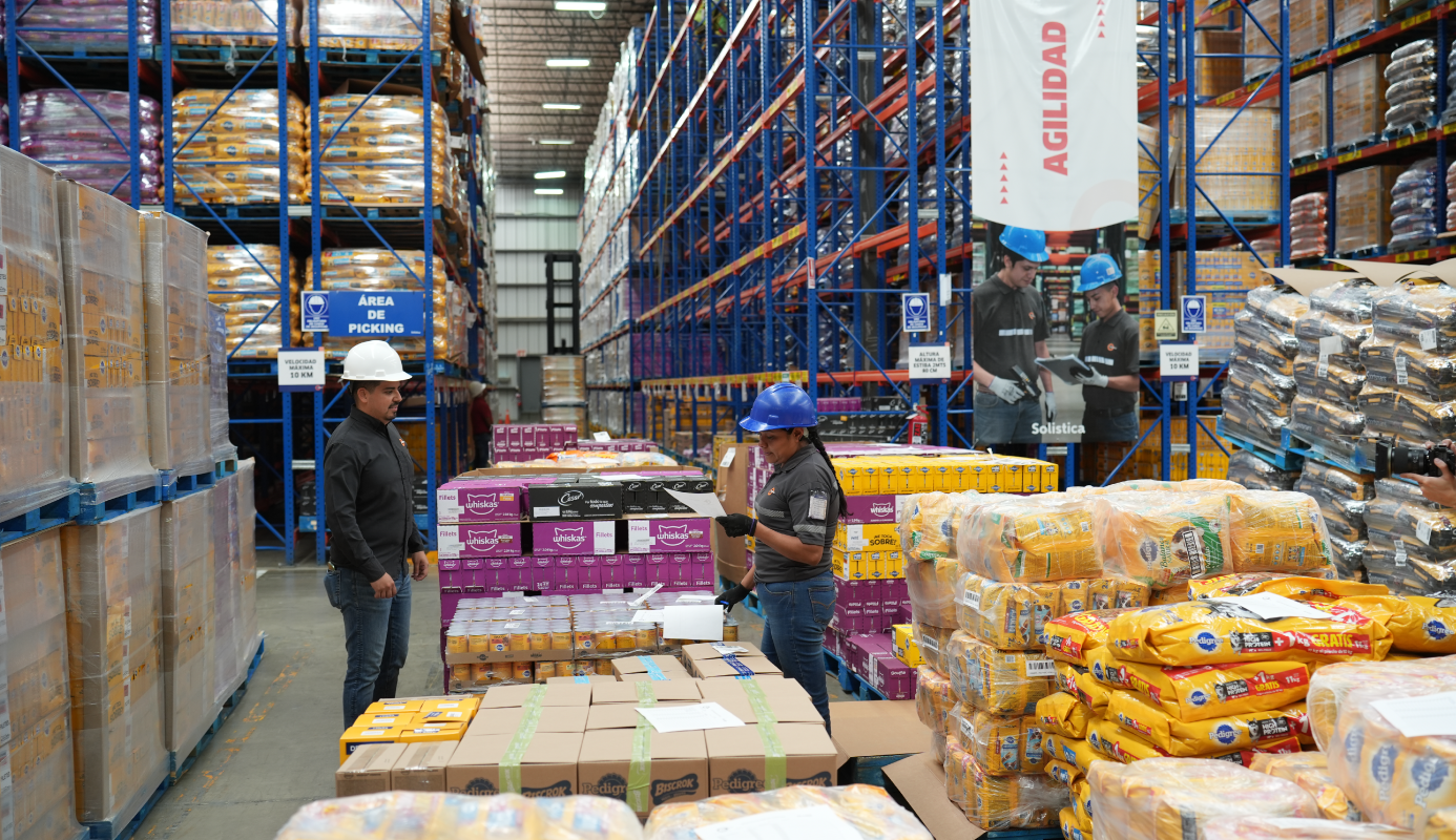 Empaque inteligente: Cómo proteger tu mercancía y reducir costos en el transporte